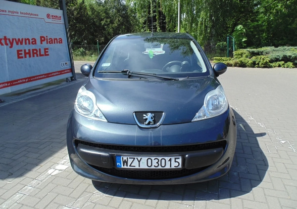 Peugeot 107 cena 7900 przebieg: 107000, rok produkcji 2007 z Żyrardów małe 106